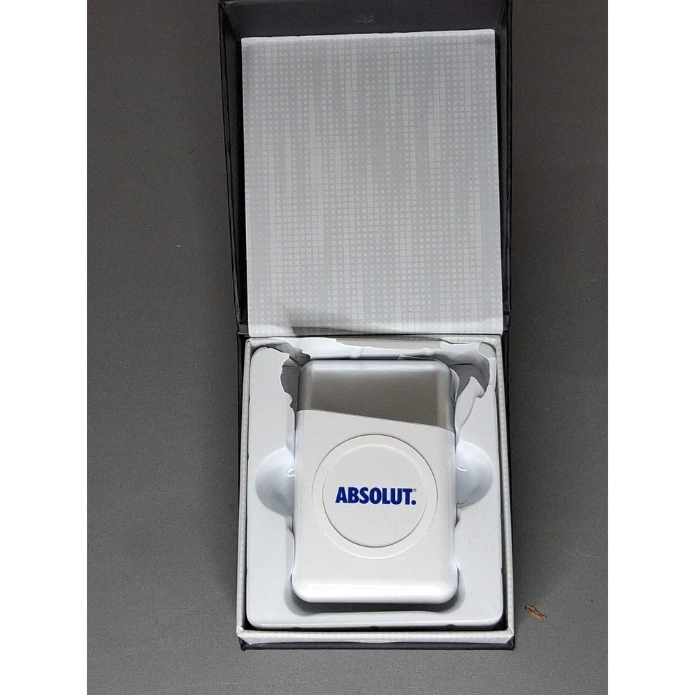 Absolut Vodka Zoom Covert 5000 mAh Wireless Power‎ Bank Portable Charger White